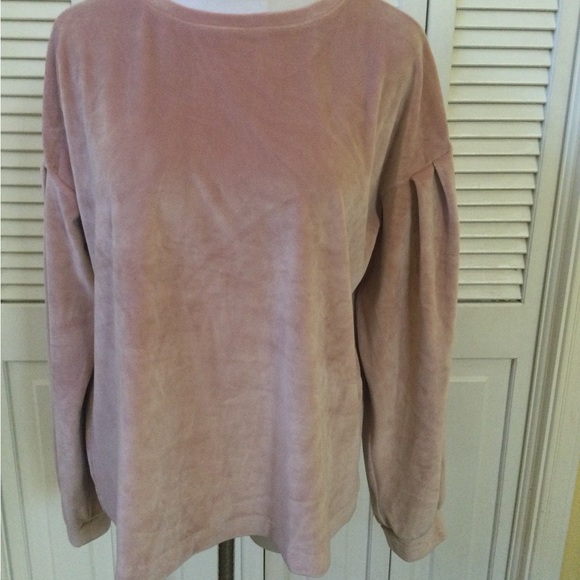 a new day Women's Blush Velvet Sweatshirt - Picture 1 of 4
